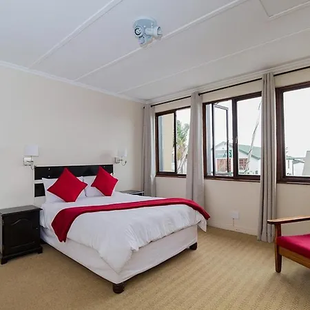 Victoria Hotel Bredasdorp Exterior photo